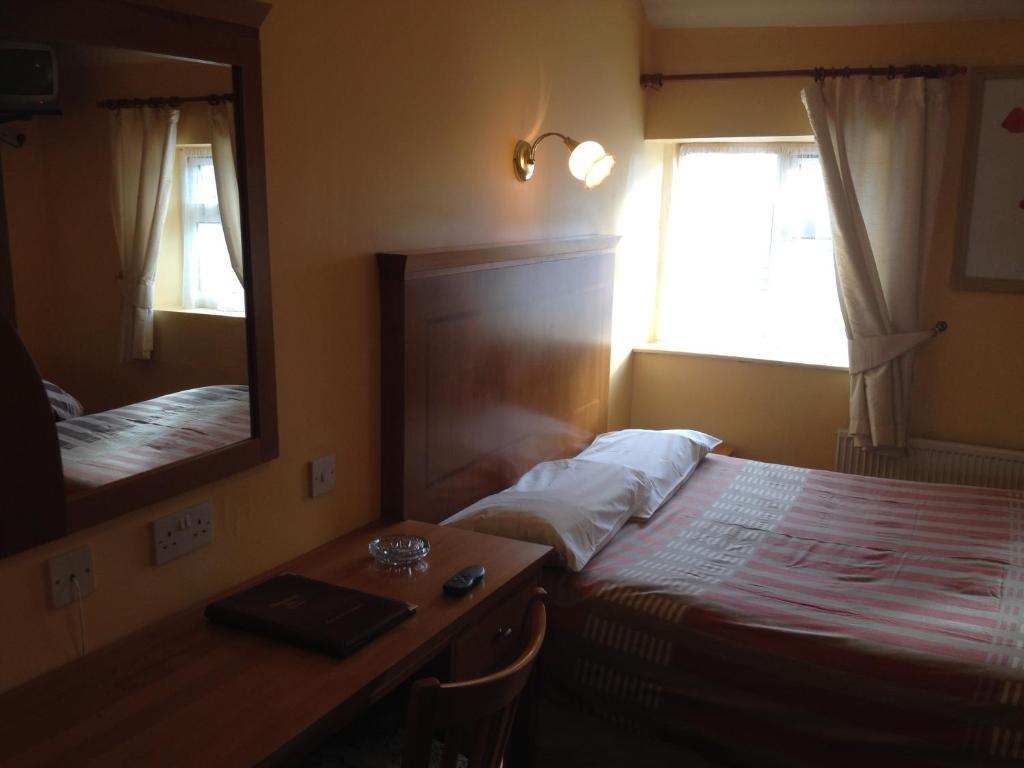 Glendine Inn Килкенни Экстерьер фото